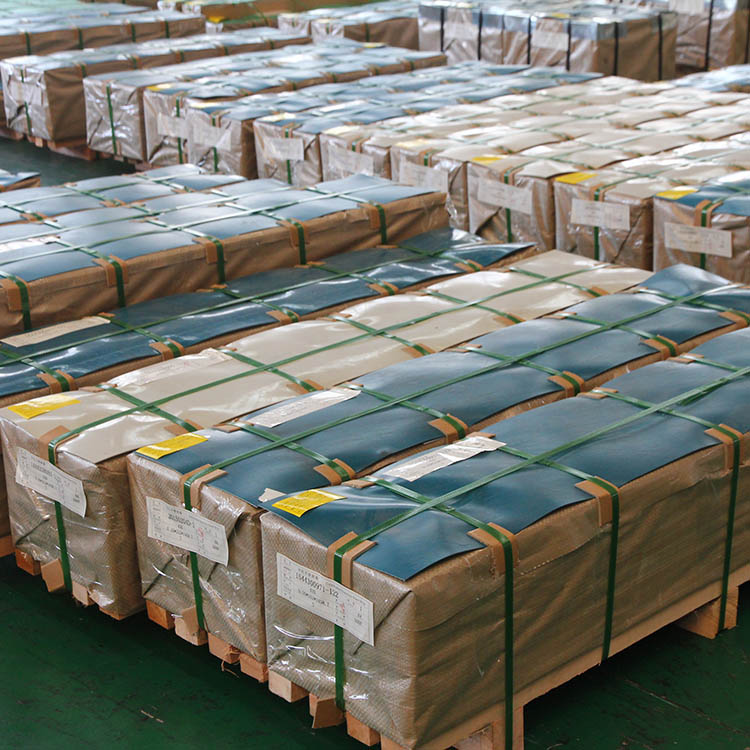 What are the different maintenance measures for stainless steel sheets used in different environments?