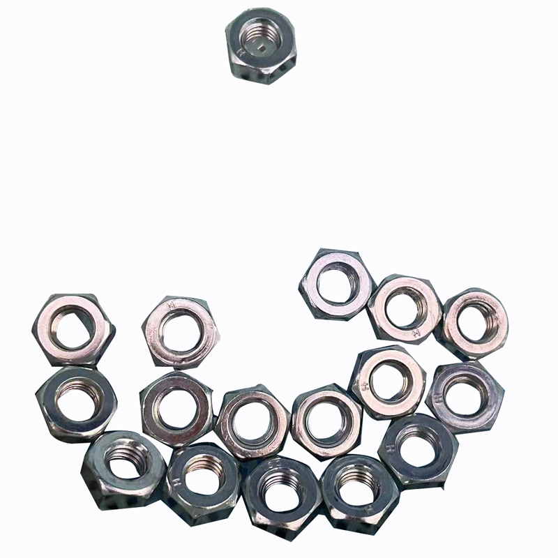How to avoid the phenomenon of stainless steel nuts being stuck?